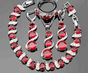 Collares
